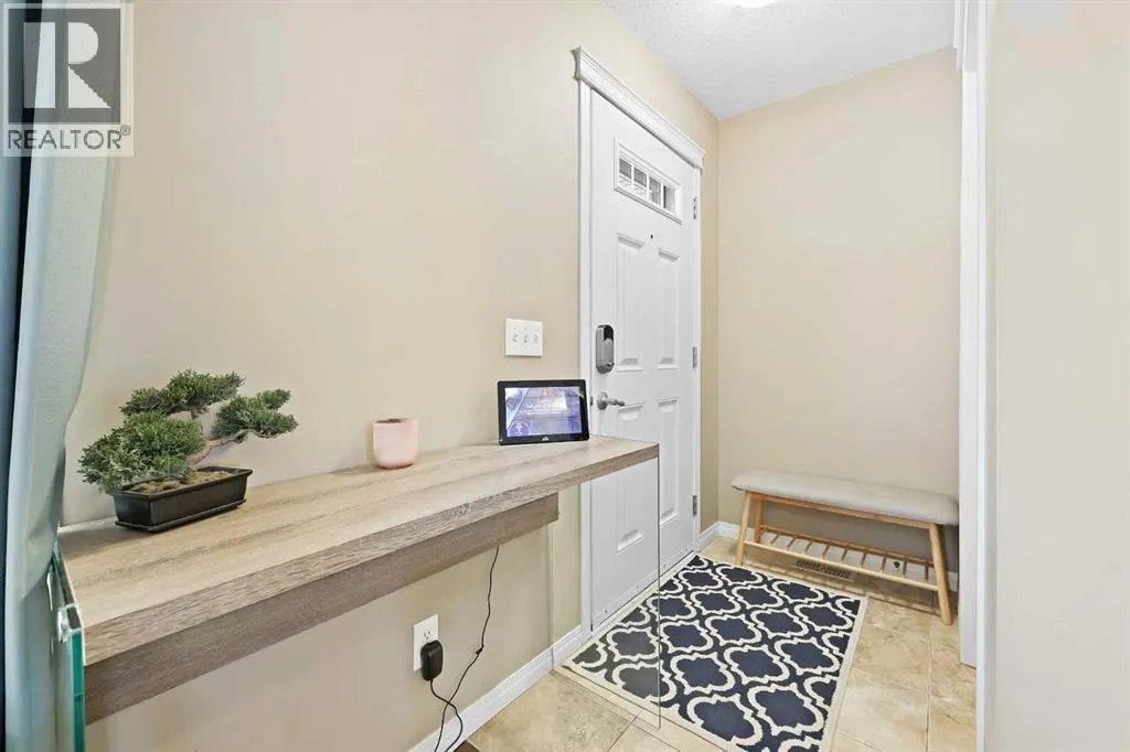 121 Chaparral Valley Gardens SE