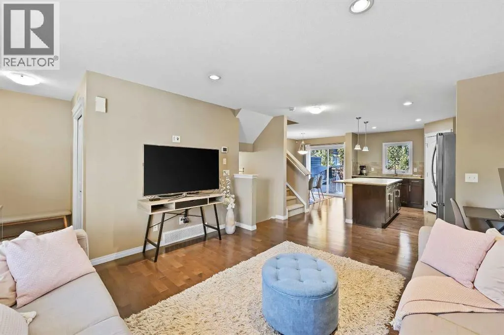 121 Chaparral Valley Gardens SE