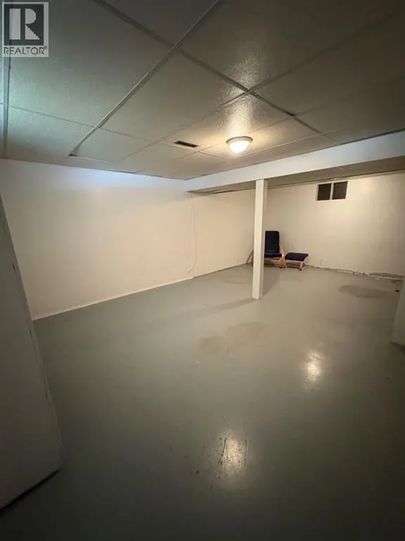 10926 93 St