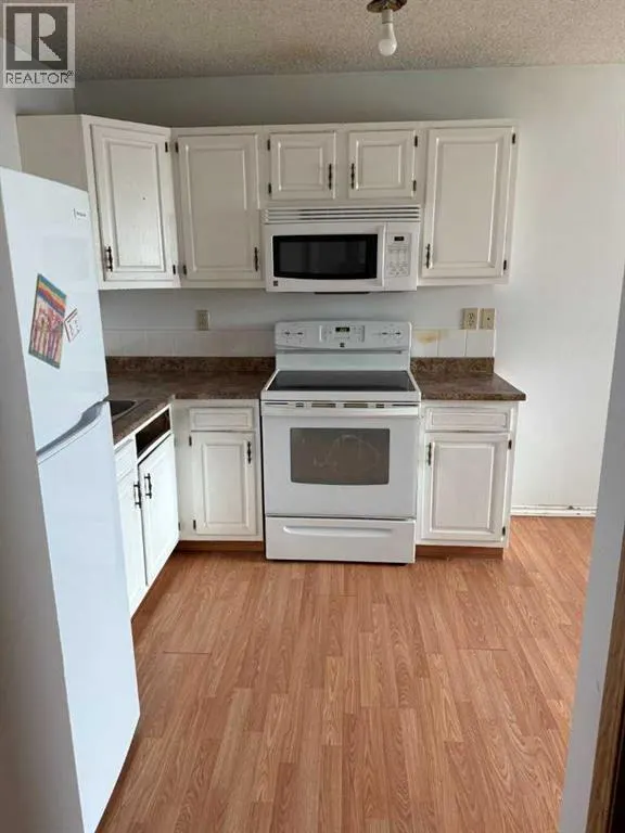 38, 4769 Hubalta Road SE