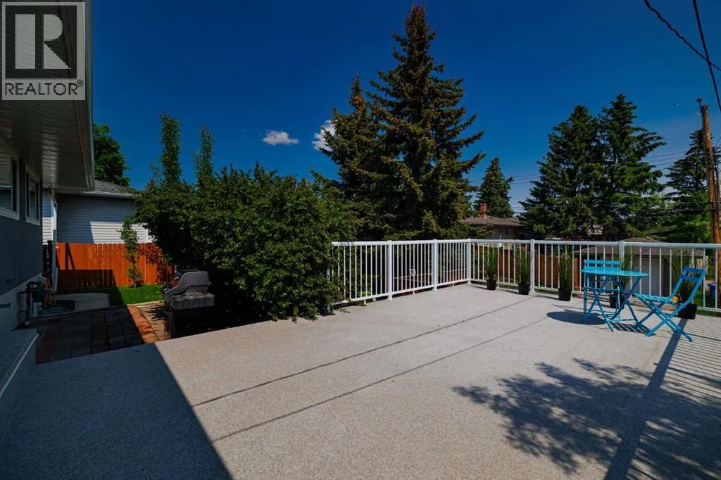 30 Coleridge Road NW