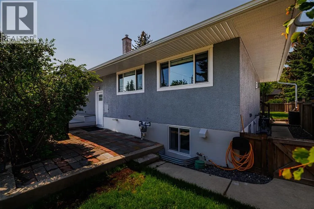 30 Coleridge Road NW