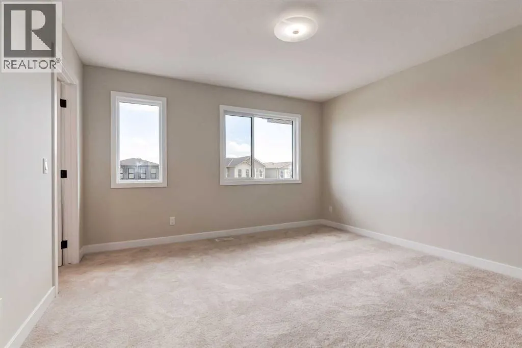 82 Agate Road