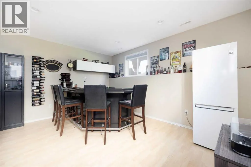 275 Woodward Lane