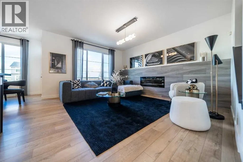 211 Sora Terrace SE
