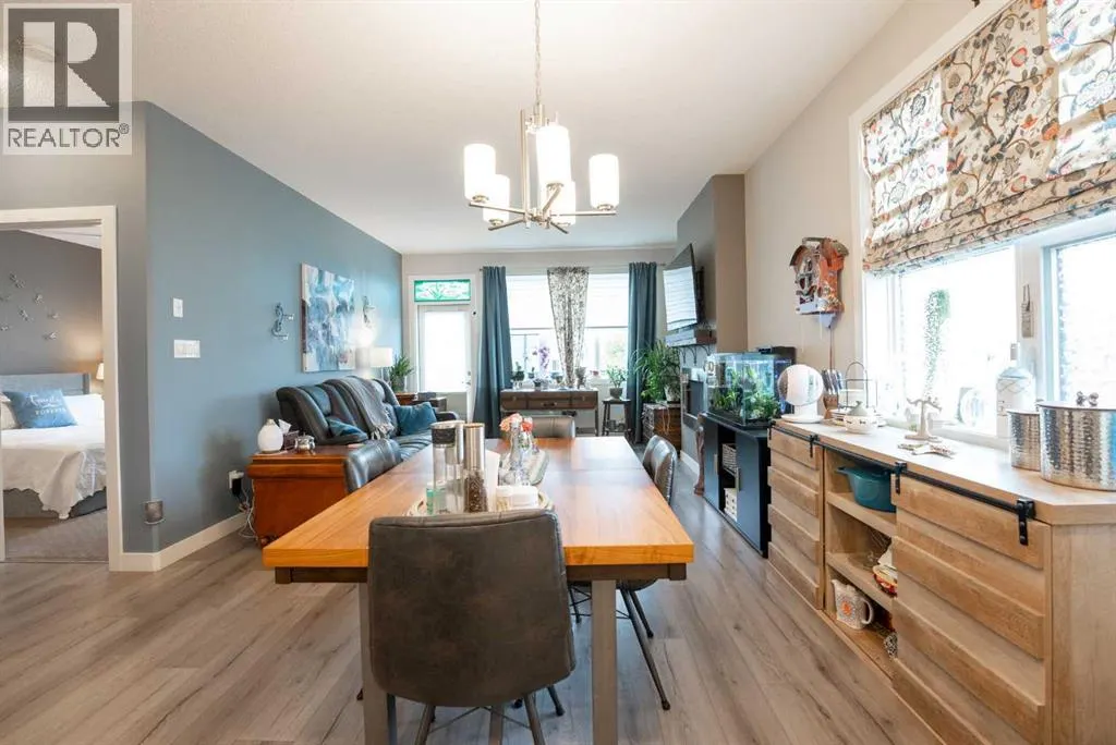 4, 59 Aquitania Circle W