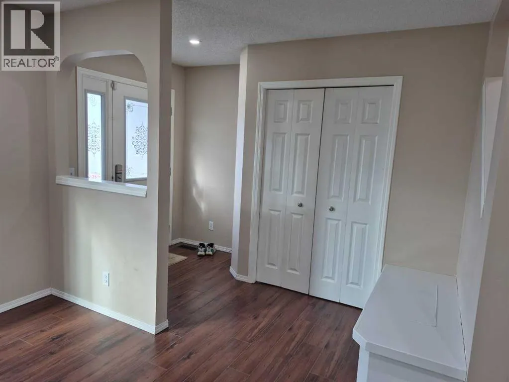 56 Saddlebrook Place NE