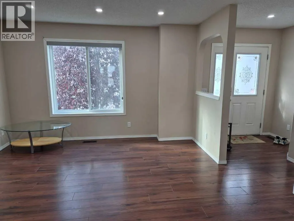 56 Saddlebrook Place NE