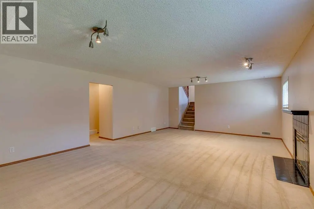 372 Millrise Drive SW