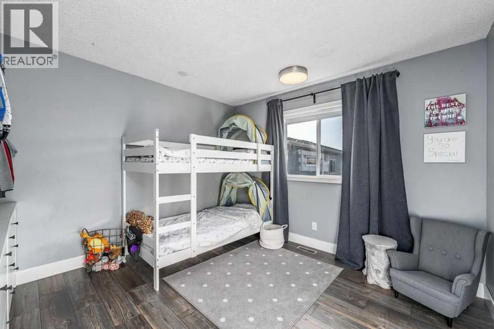 142 Prestwick Crescent SE