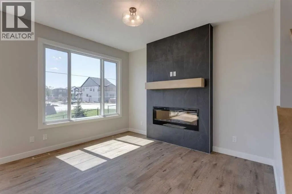 11 Lewiston View NE