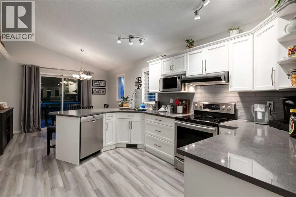 138 West Creek Springs