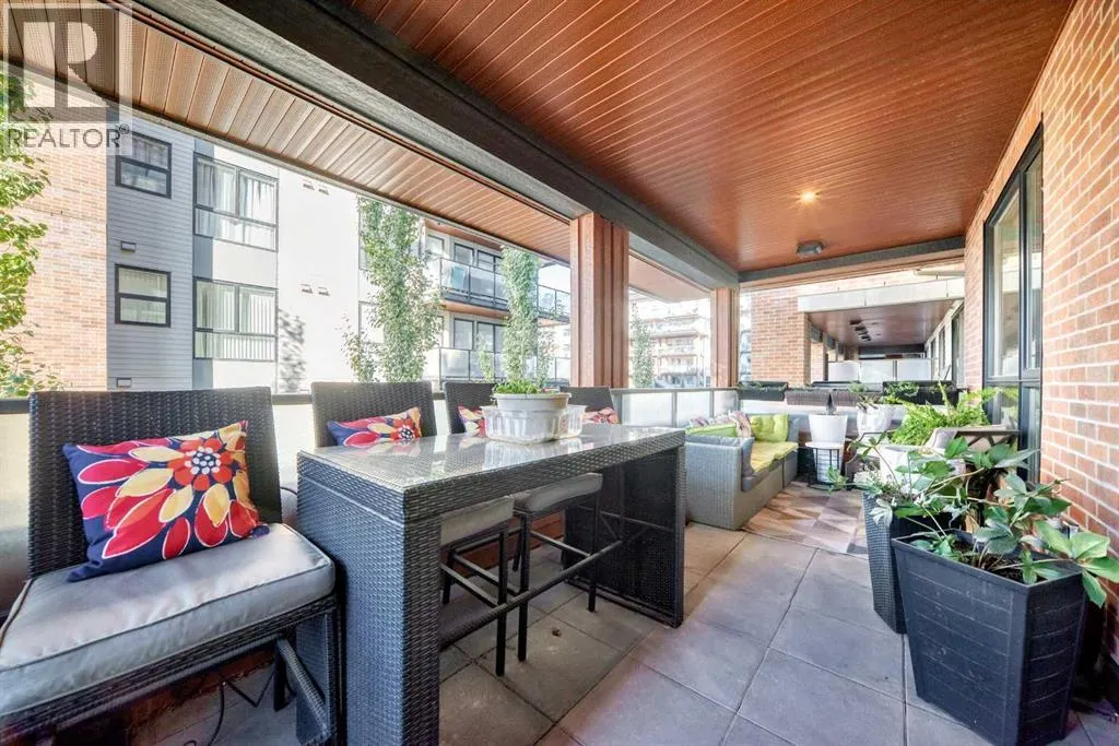 202, 122 Mahogany Centre SE