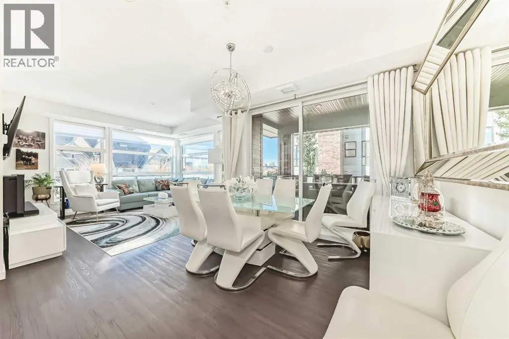202, 122 Mahogany Centre SE
