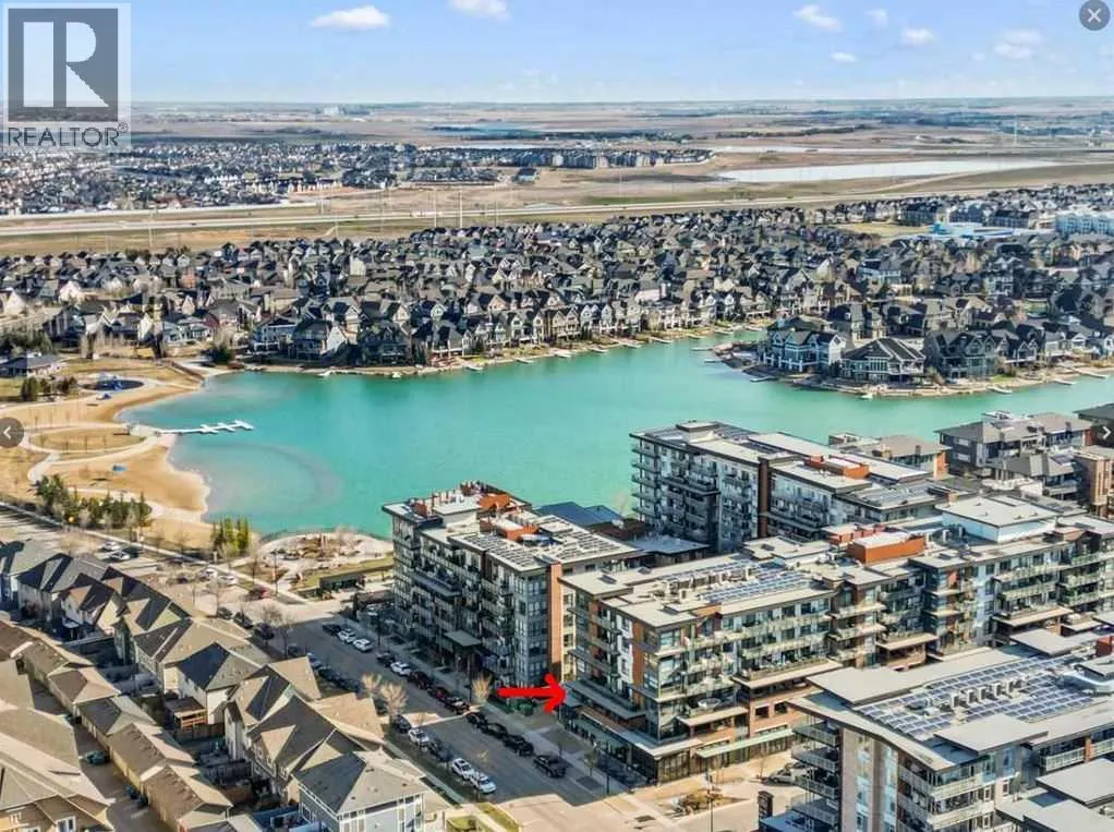 202, 122 Mahogany Centre SE