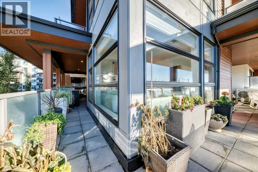 202, 122 Mahogany Centre SE