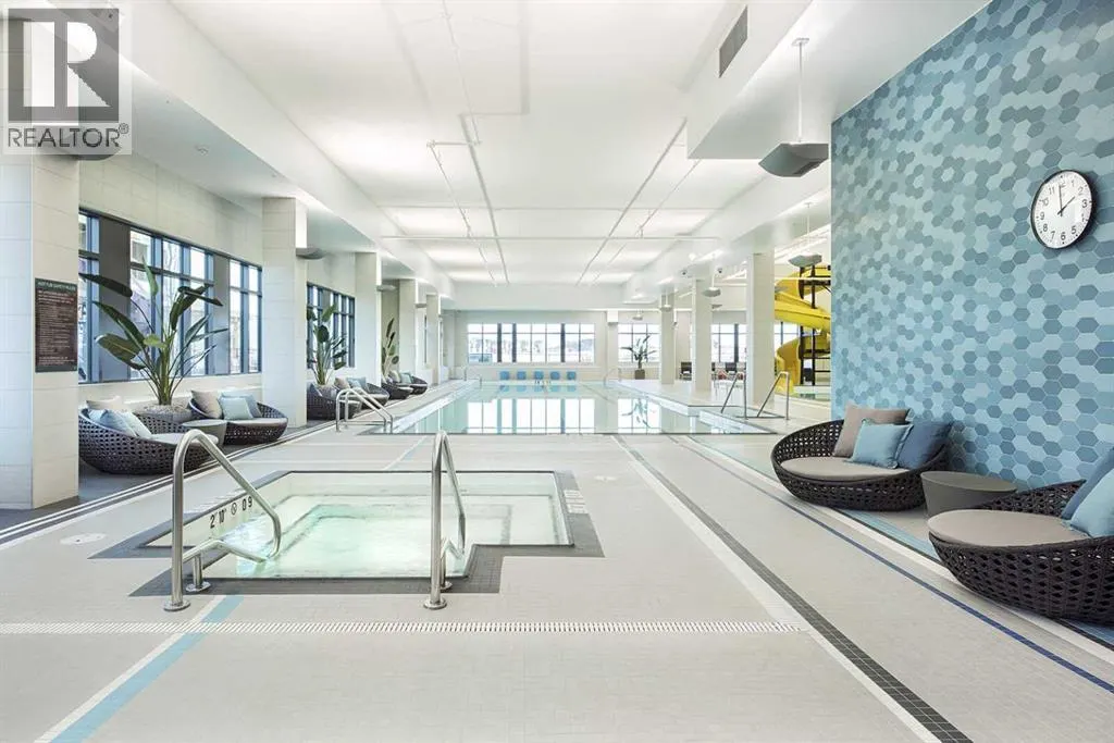 202, 122 Mahogany Centre SE