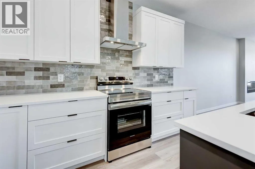 104 Mercado Road SE