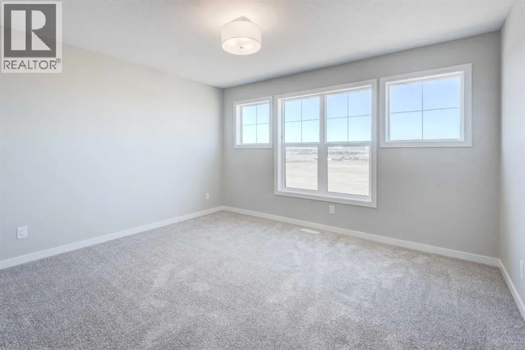 104 Mercado Road SE