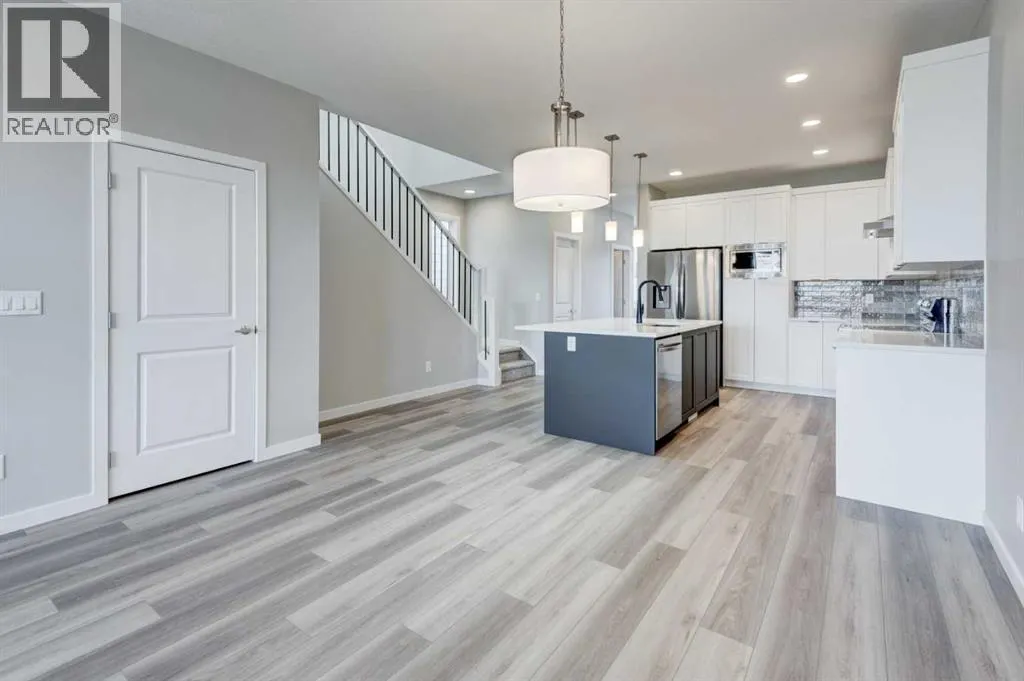 104 Mercado Road SE
