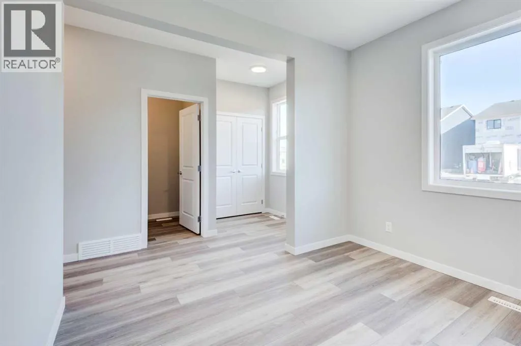 104 Mercado Road SE