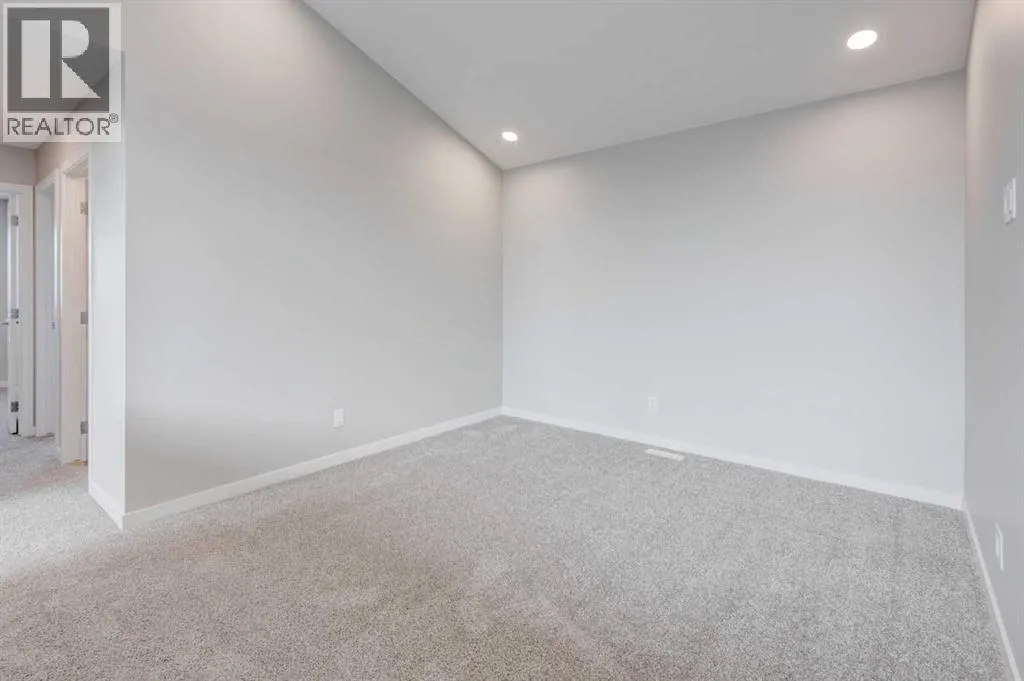 104 Mercado Road SE