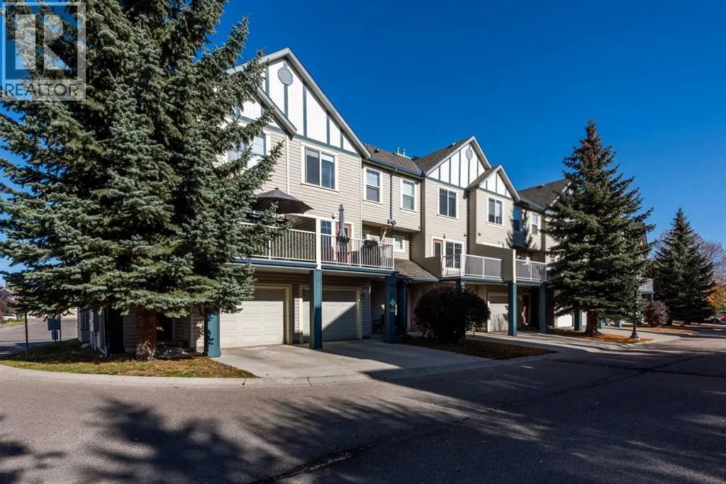 219 Copperfield Lane SE