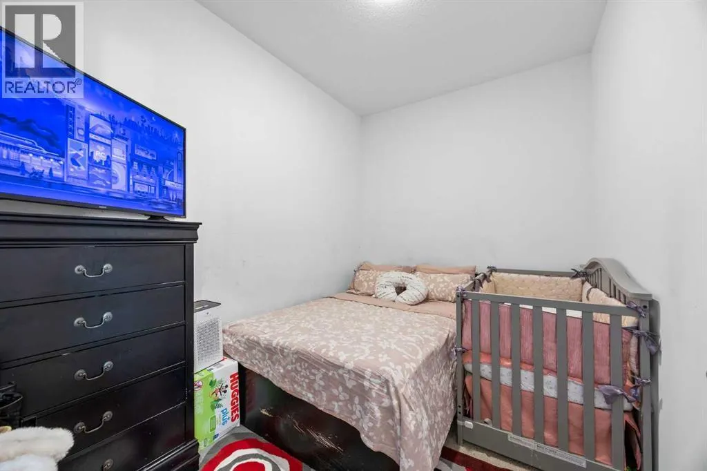 1108, 350 Livingston Common NE