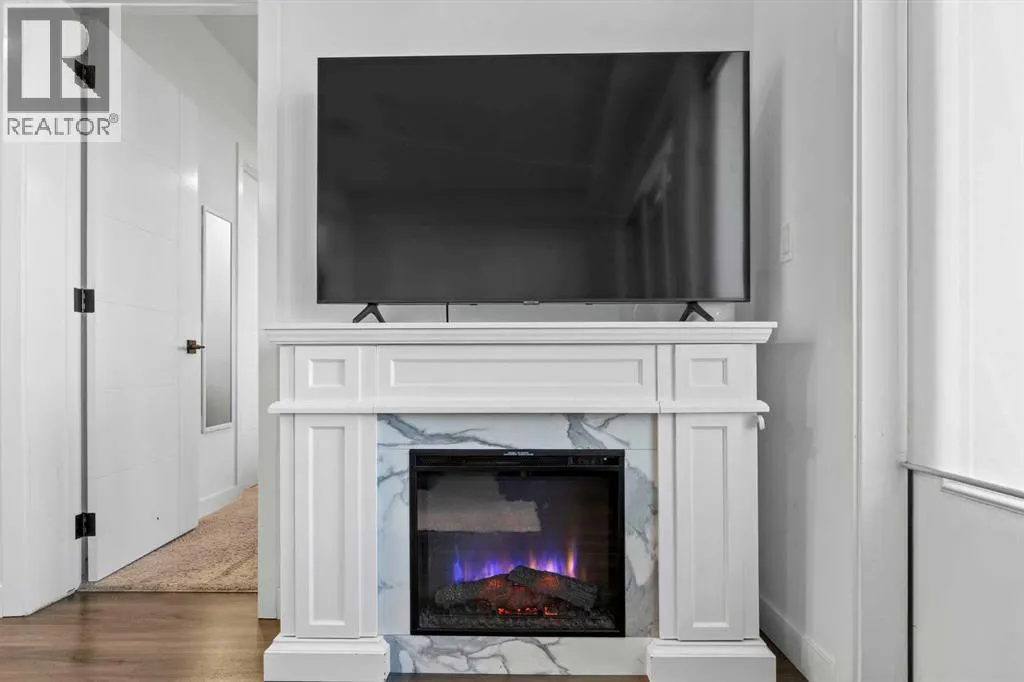 1108, 350 Livingston Common NE