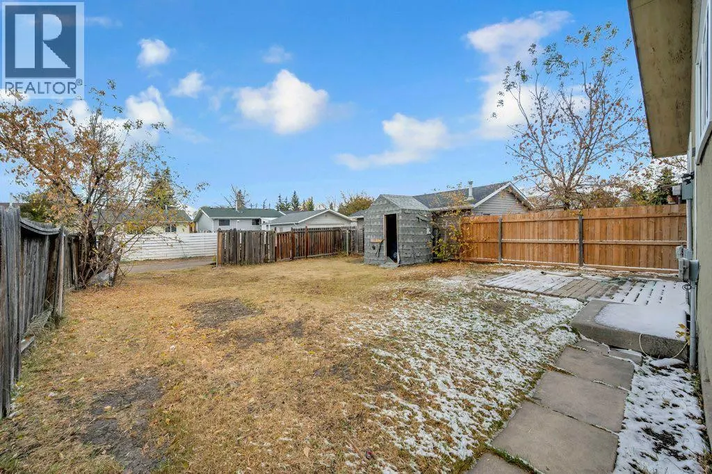 159 Falwood Way NE