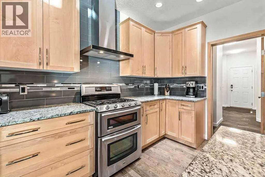 29 Cougar Ridge Close SW
