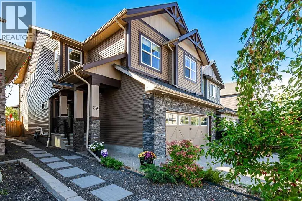29 Cougar Ridge Close SW