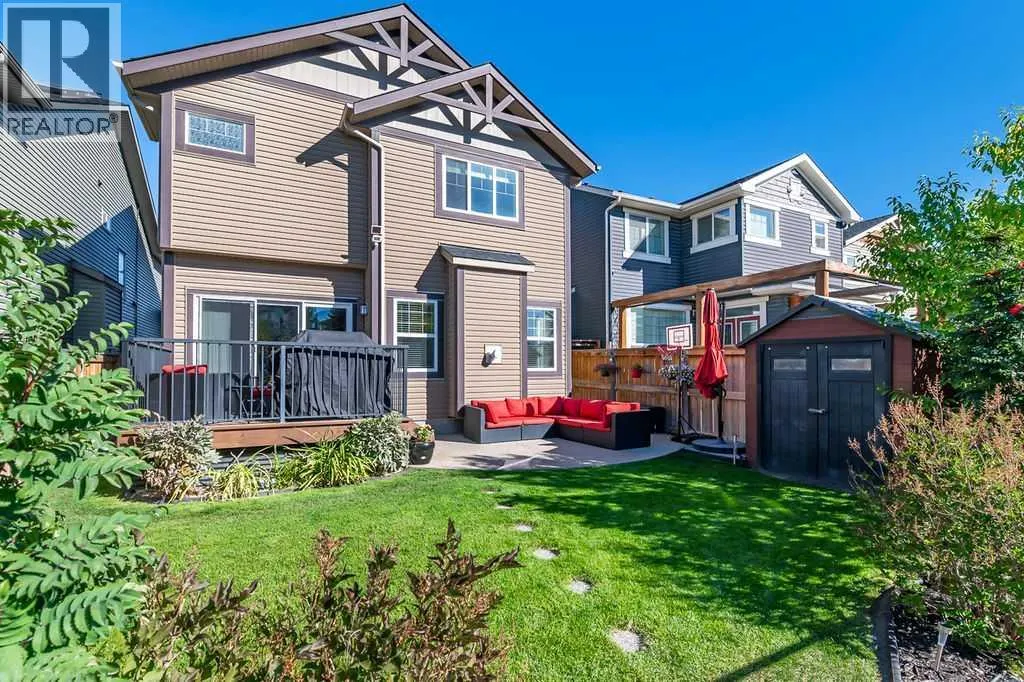 29 Cougar Ridge Close SW