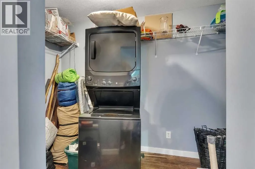 307, 1307 Valleyview Park SE