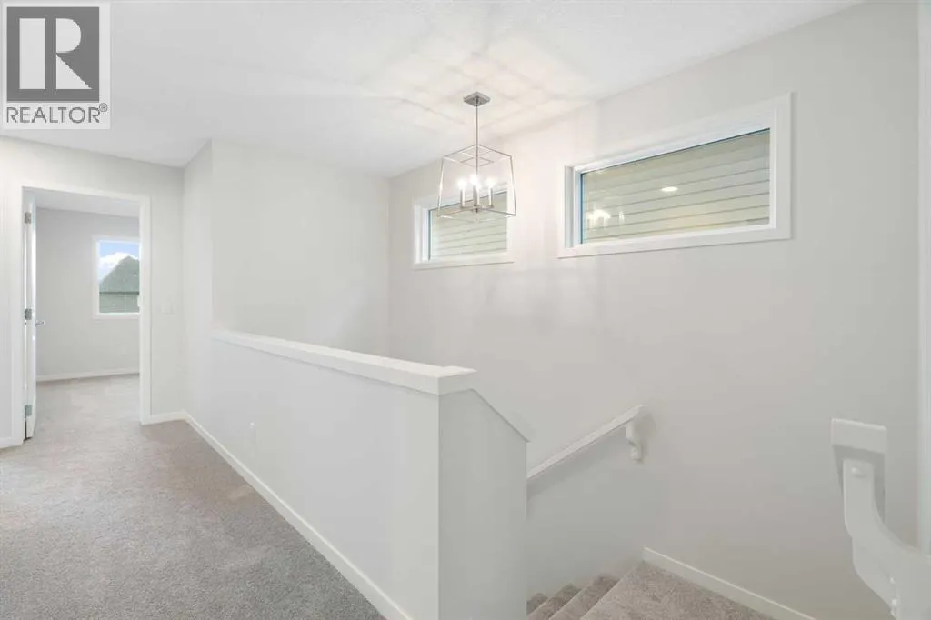 680 Buffaloberry Manor SE