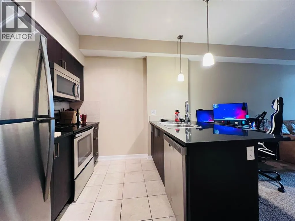 312, 117 Copperpond Common SE