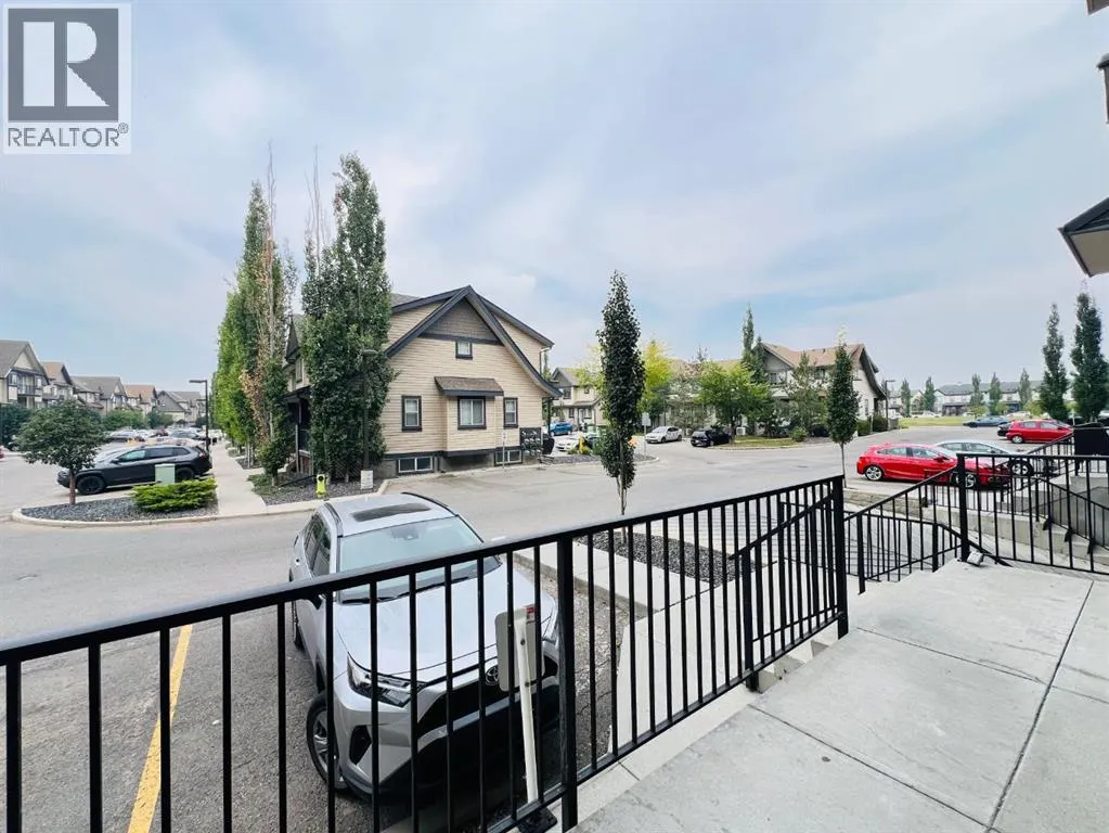 312, 117 Copperpond Common SE