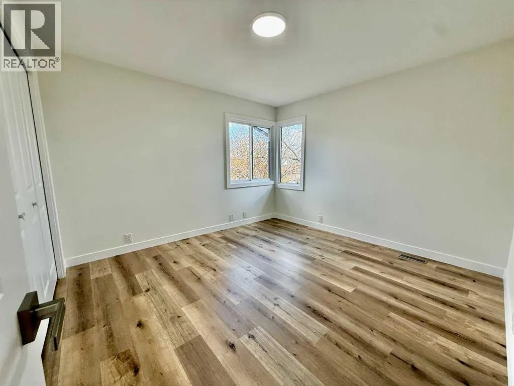 77, 115 Bergen Road NW