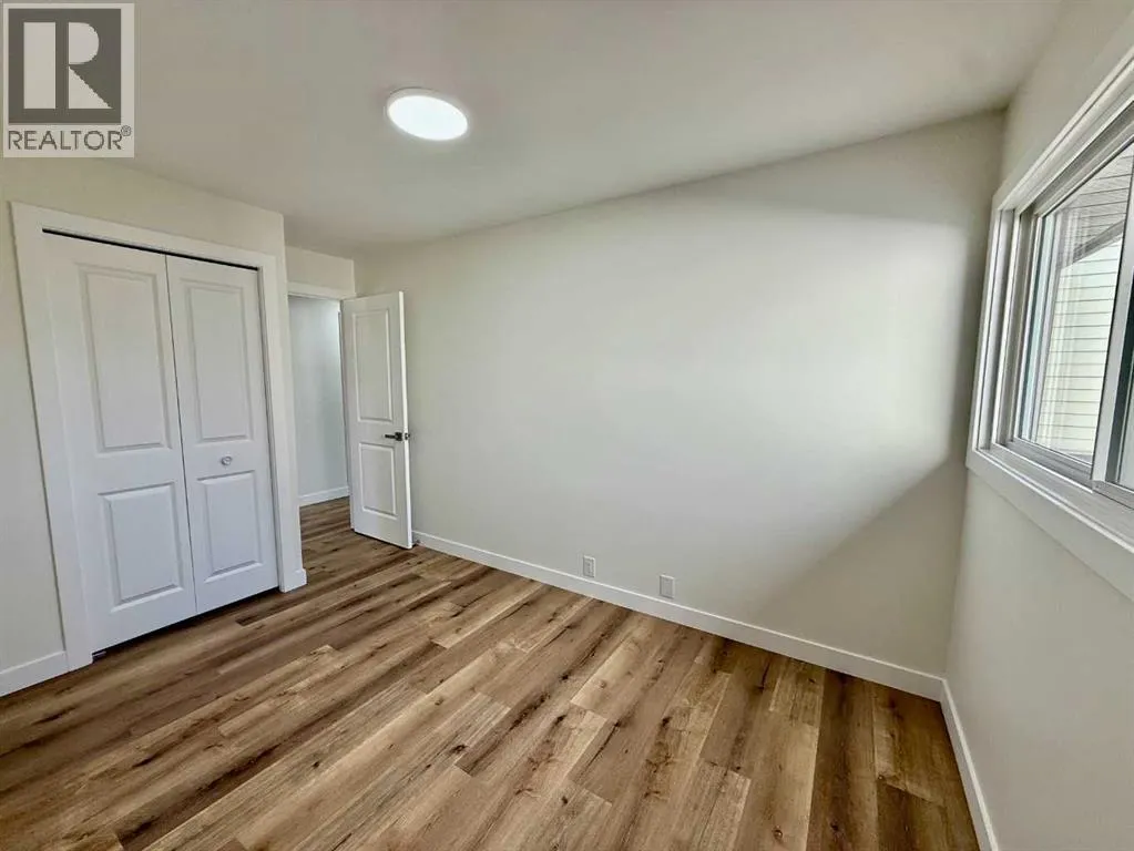77, 115 Bergen Road NW