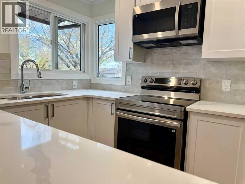 77, 115 Bergen Road NW
