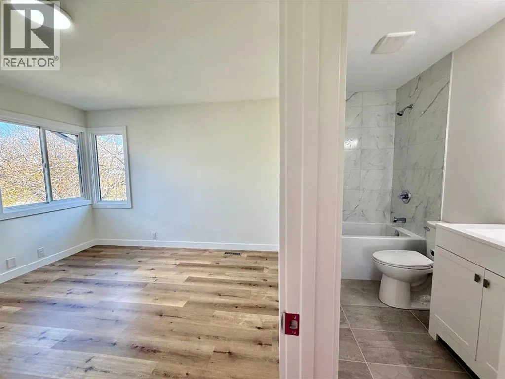 77, 115 Bergen Road NW