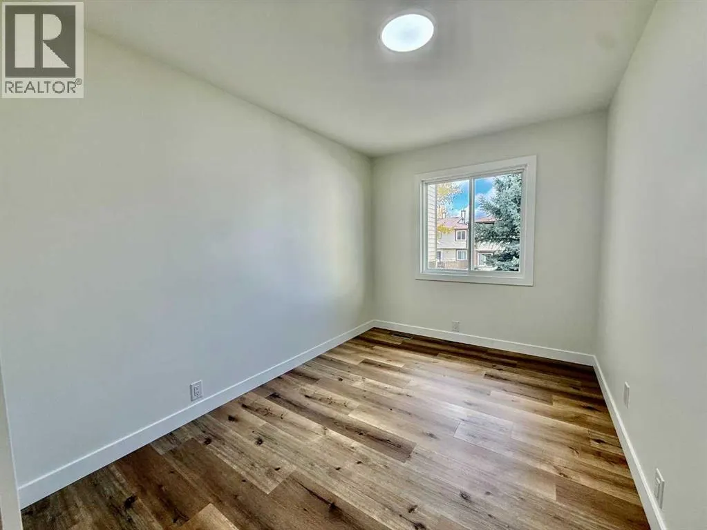 77, 115 Bergen Road NW