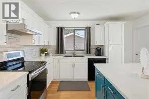 14 Glenhill Crescent