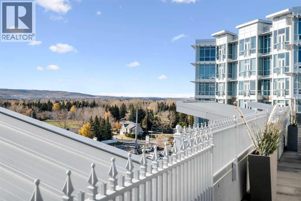 402, 24 Varsity Estates Circle NW