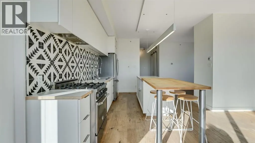 512, 63 Inglewood Park SE