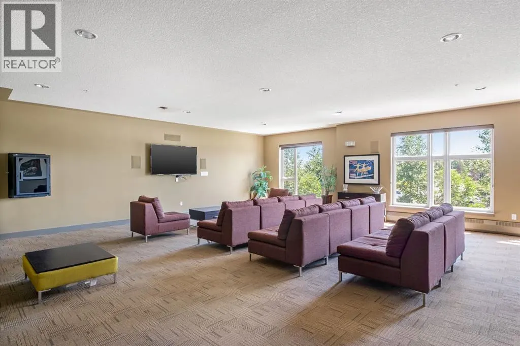512, 63 Inglewood Park SE