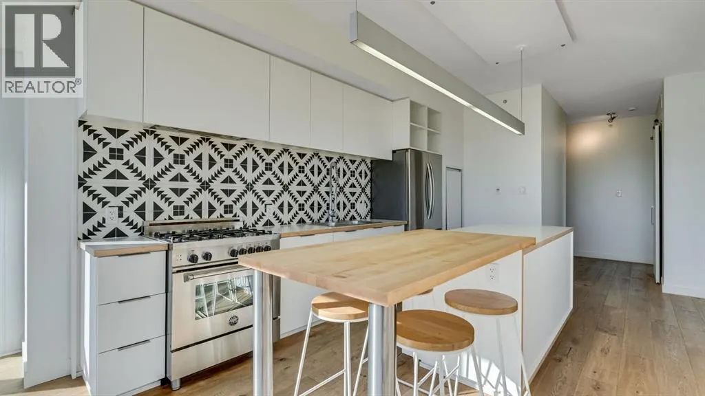 512, 63 Inglewood Park SE