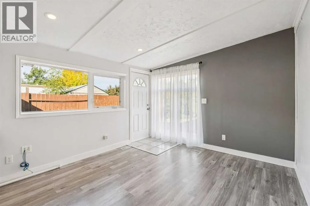 12 Spring Haven Road SE