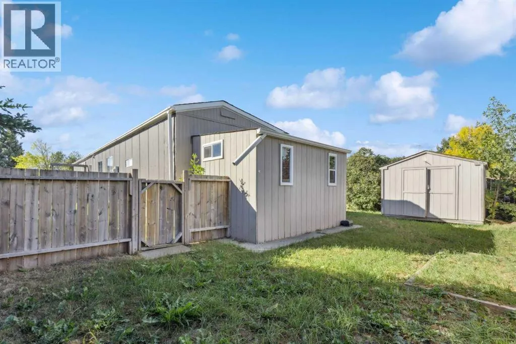 12 Spring Haven Road SE