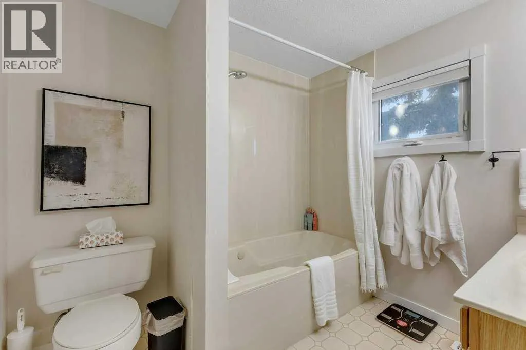 56, 5400 dalhousie Drive NW